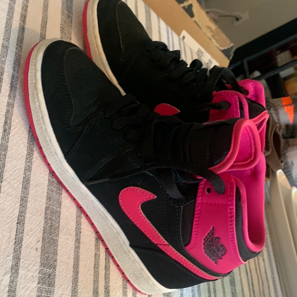 Nike Air Jordan 1